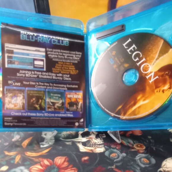 Legion Blu-ray Movie Action Horror Sci-Fi Paul Bettany Angel Apocalypse Film - Picture 2 of 4